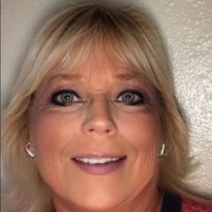 Meet your Posher, Pamela